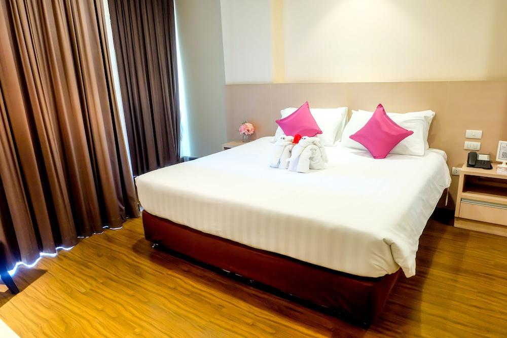 Park Village Rama II Bangkok Bagian luar foto