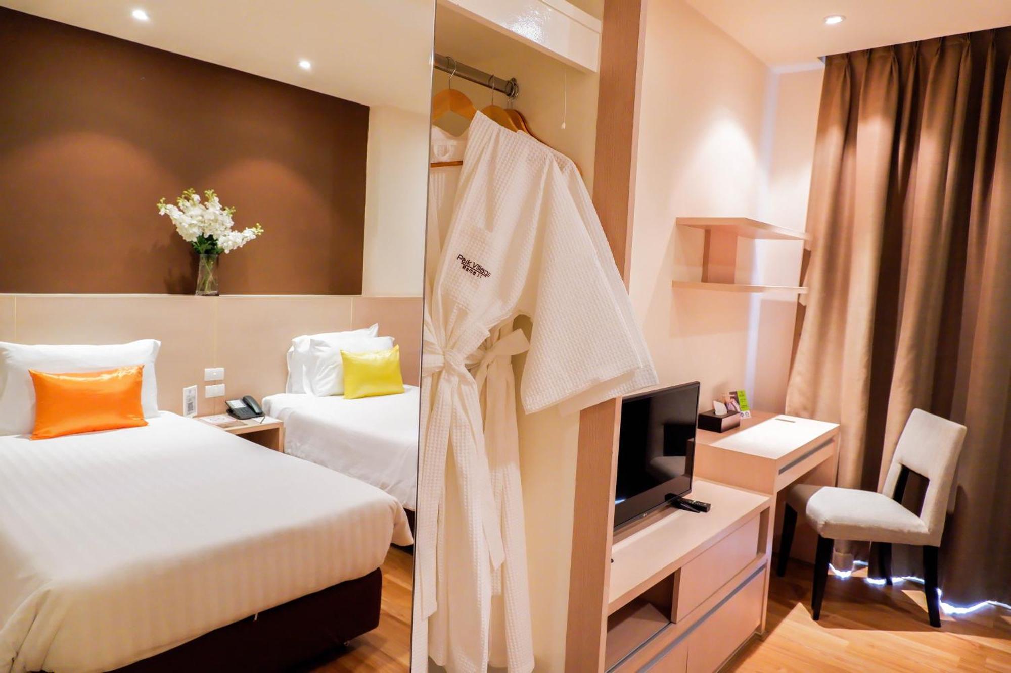 Park Village Rama II Bangkok Bagian luar foto