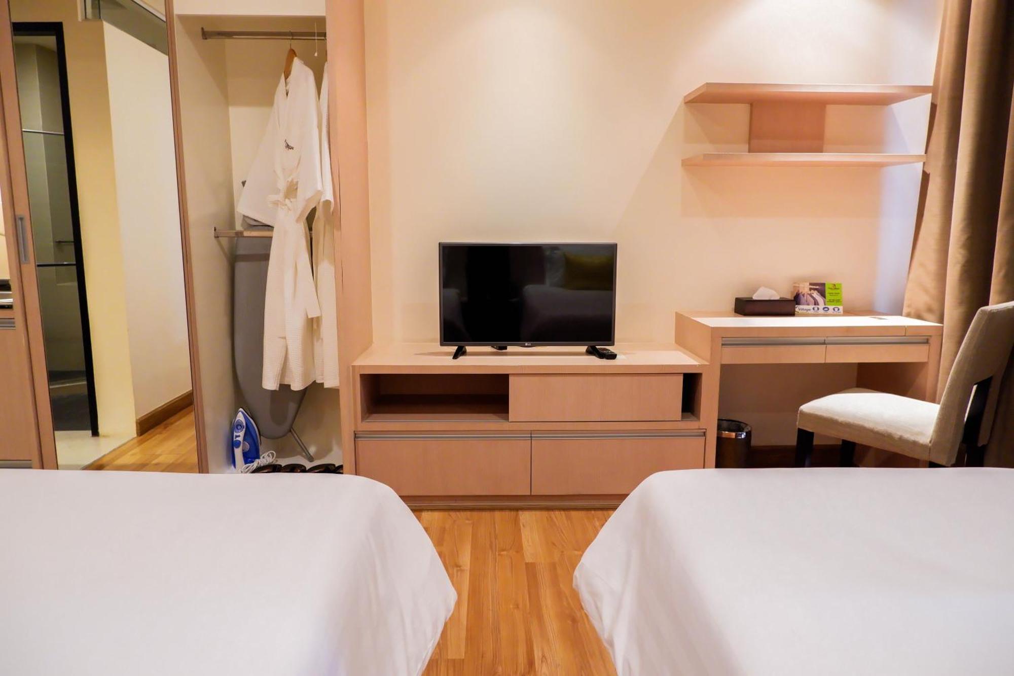 Park Village Rama II Bangkok Bagian luar foto